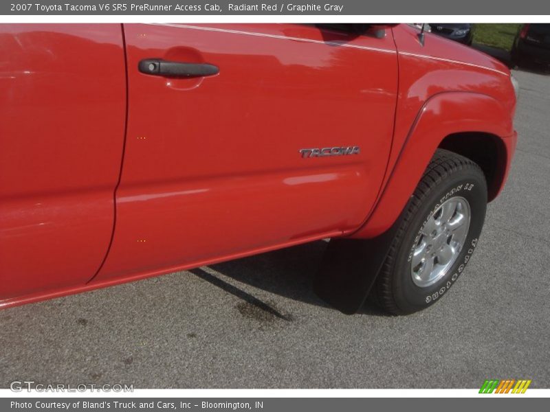 Radiant Red / Graphite Gray 2007 Toyota Tacoma V6 SR5 PreRunner Access Cab