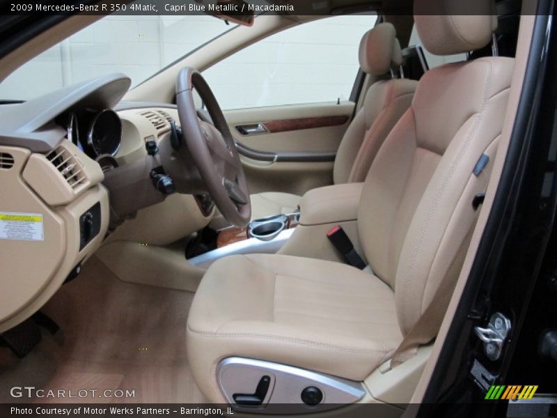 Capri Blue Metallic / Macadamia 2009 Mercedes-Benz R 350 4Matic