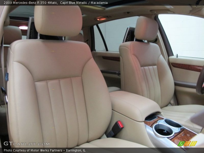 Capri Blue Metallic / Macadamia 2009 Mercedes-Benz R 350 4Matic