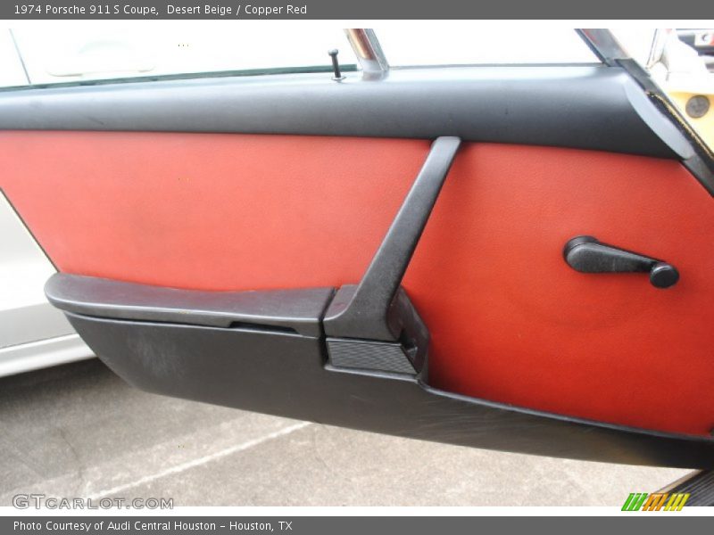 Door Panel of 1974 911 S Coupe