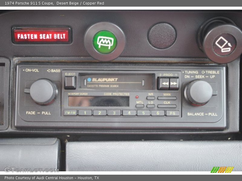 Audio System of 1974 911 S Coupe