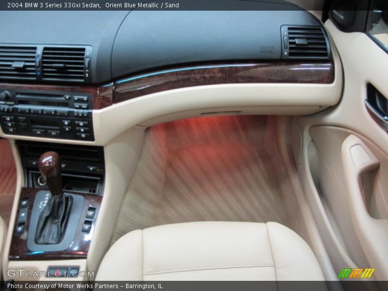 Orient Blue Metallic / Sand 2004 BMW 3 Series 330xi Sedan