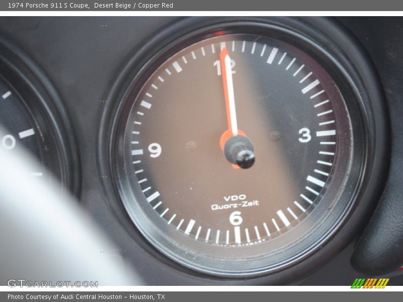 Clock - 1974 Porsche 911 S Coupe