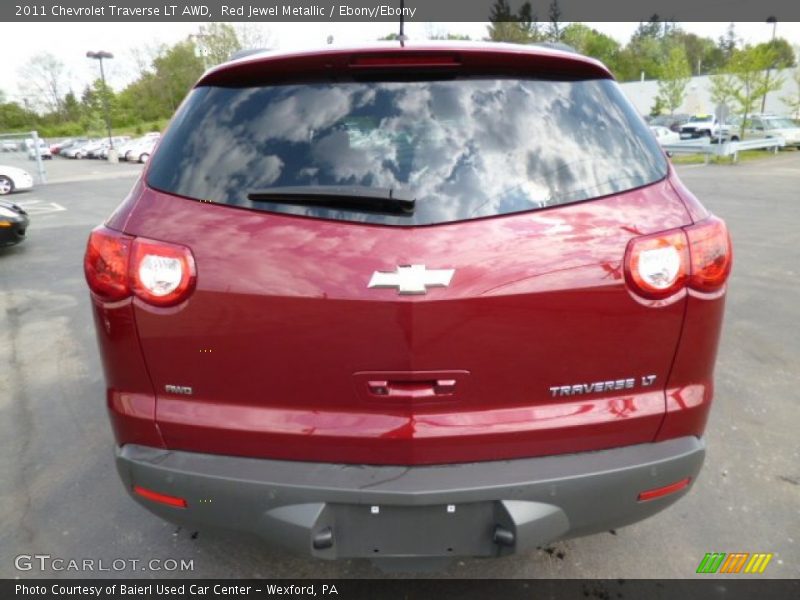 Red Jewel Metallic / Ebony/Ebony 2011 Chevrolet Traverse LT AWD