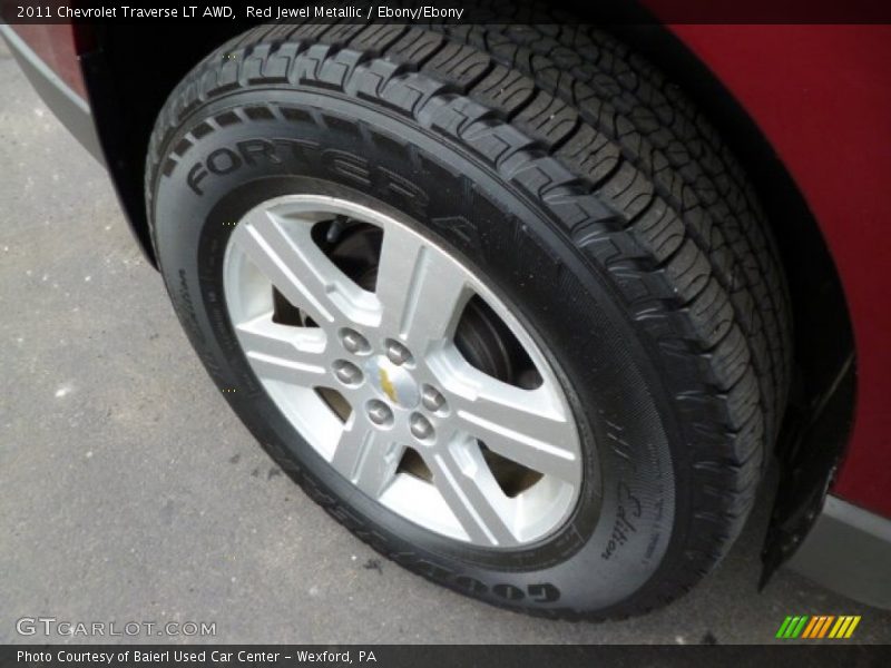 Red Jewel Metallic / Ebony/Ebony 2011 Chevrolet Traverse LT AWD