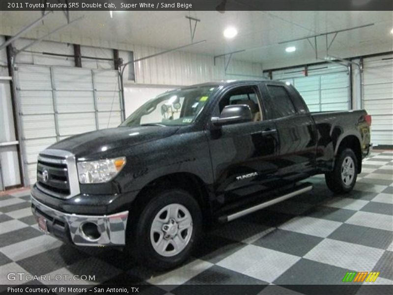 Super White / Sand Beige 2011 Toyota Tundra SR5 Double Cab