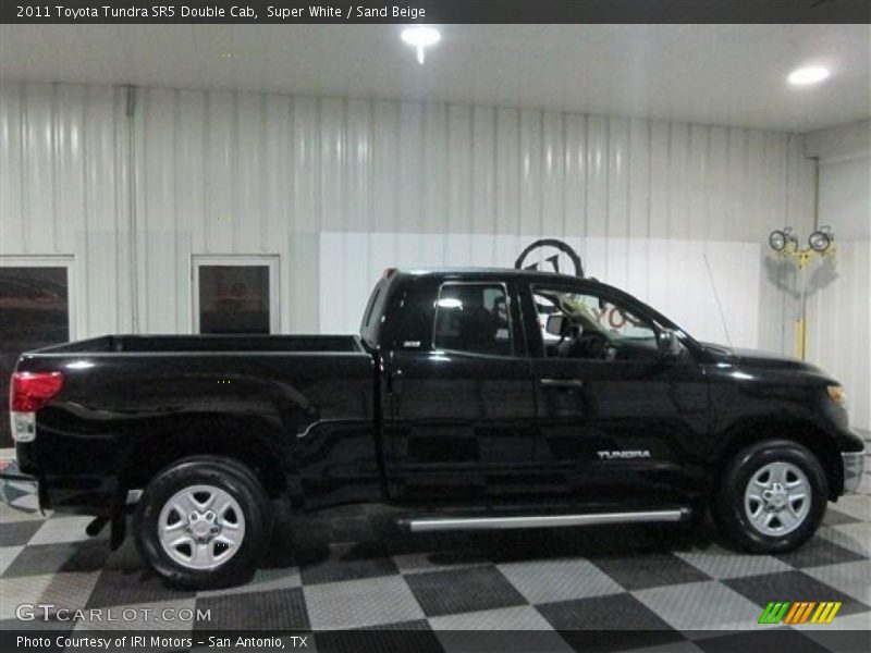 Super White / Sand Beige 2011 Toyota Tundra SR5 Double Cab
