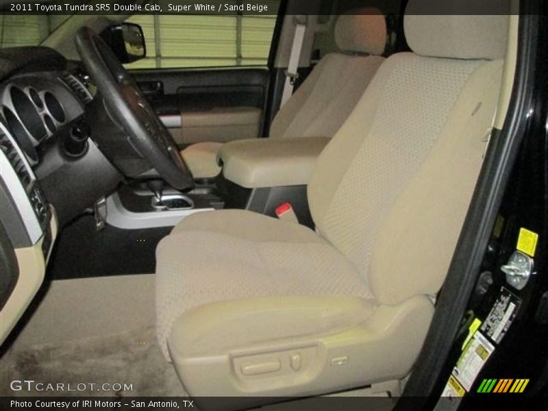 Super White / Sand Beige 2011 Toyota Tundra SR5 Double Cab