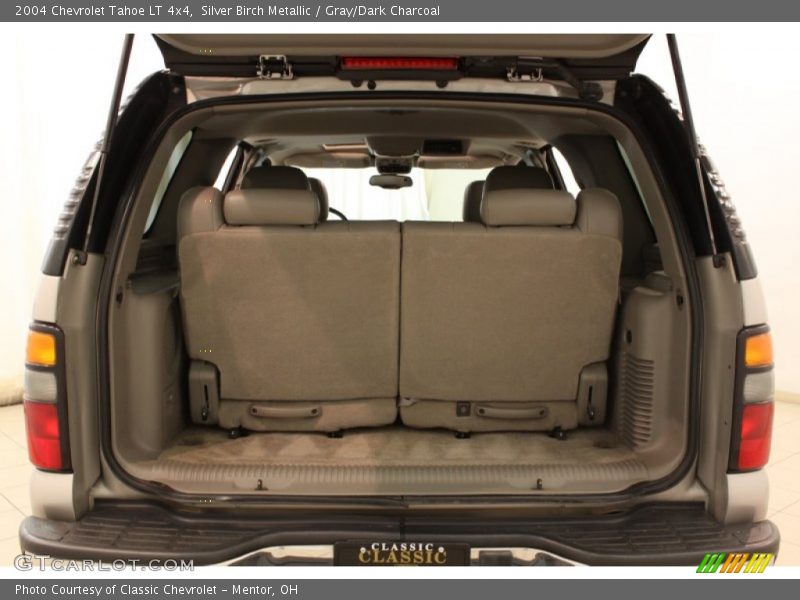Silver Birch Metallic / Gray/Dark Charcoal 2004 Chevrolet Tahoe LT 4x4