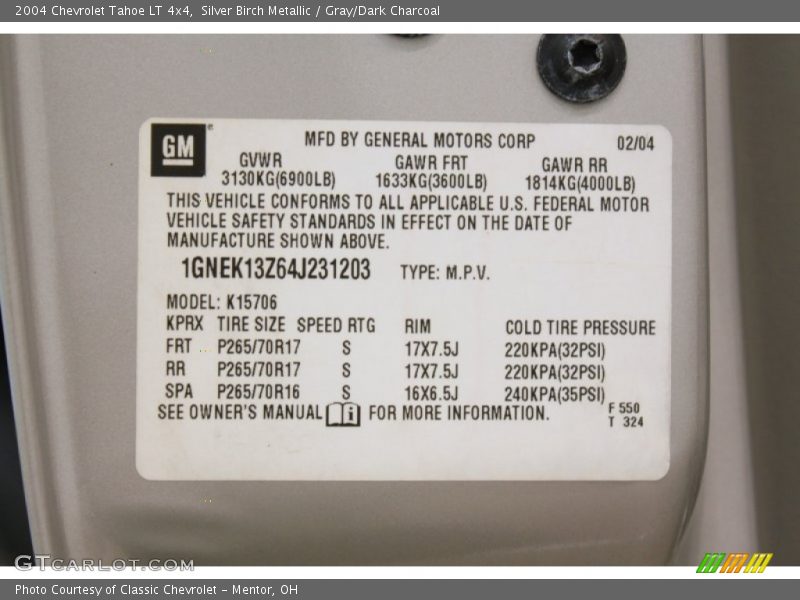 Silver Birch Metallic / Gray/Dark Charcoal 2004 Chevrolet Tahoe LT 4x4