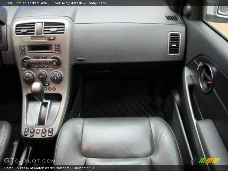 Silver Alloy Metallic / Ebony Black 2006 Pontiac Torrent AWD