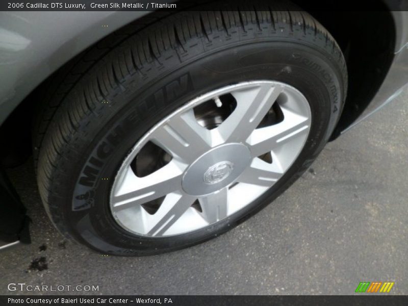  2006 DTS Luxury Wheel