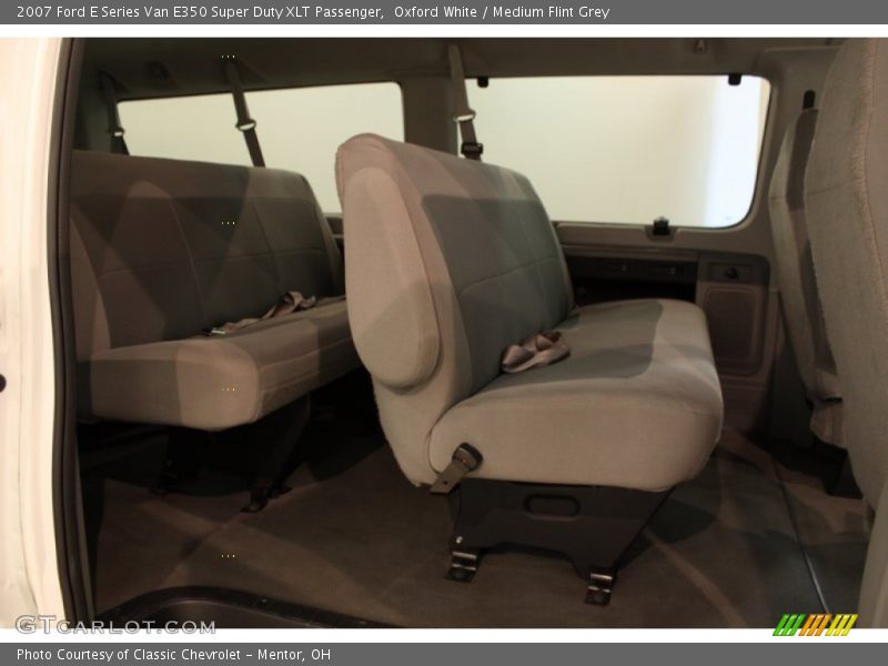  2007 E Series Van E350 Super Duty XLT Passenger Medium Flint Grey Interior