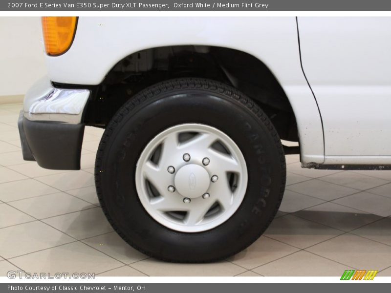  2007 E Series Van E350 Super Duty XLT Passenger Wheel