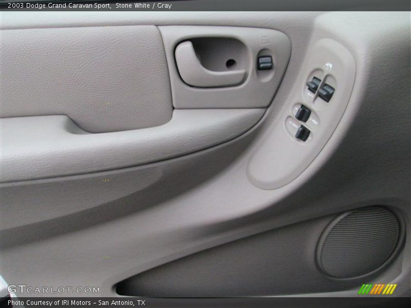 Stone White / Gray 2003 Dodge Grand Caravan Sport