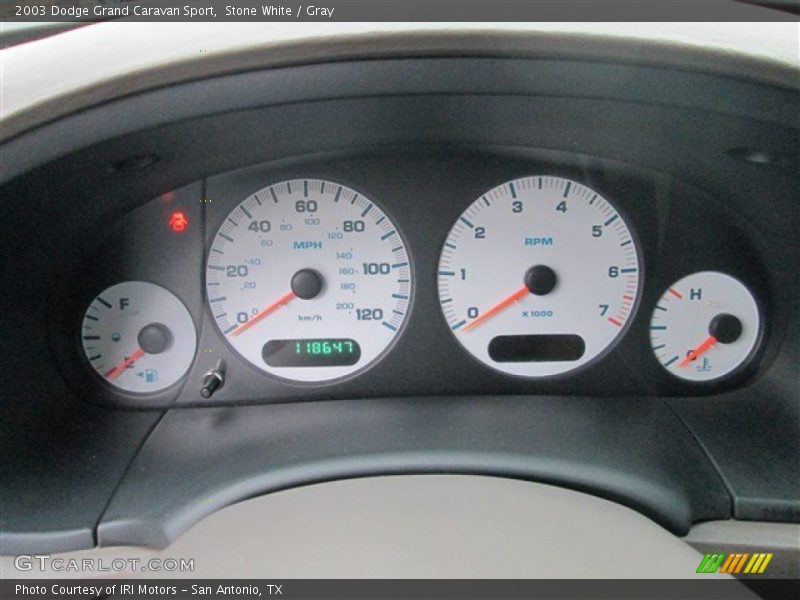 Stone White / Gray 2003 Dodge Grand Caravan Sport
