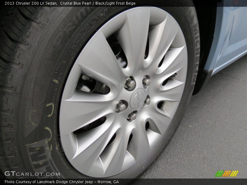  2013 200 LX Sedan Wheel