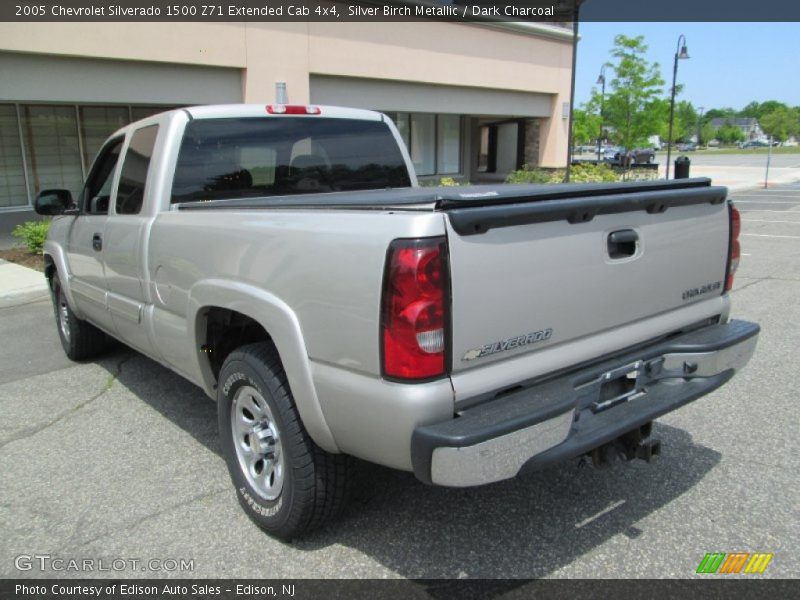 Silver Birch Metallic / Dark Charcoal 2005 Chevrolet Silverado 1500 Z71 Extended Cab 4x4