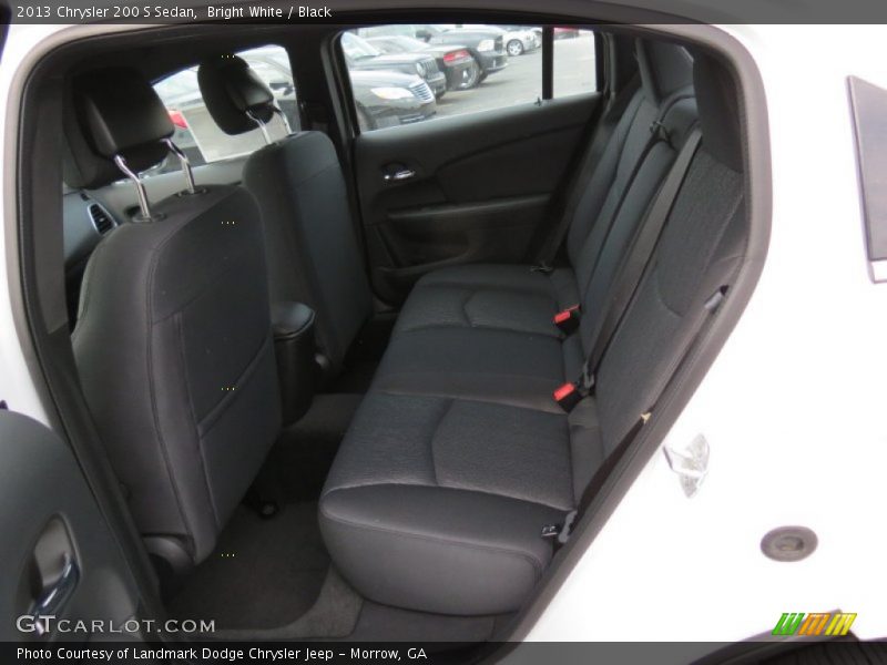 Bright White / Black 2013 Chrysler 200 S Sedan