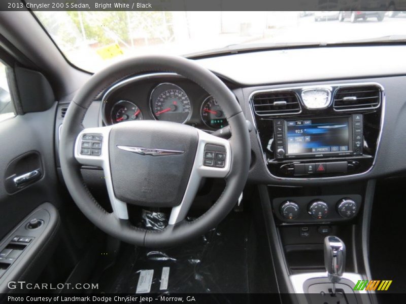 Bright White / Black 2013 Chrysler 200 S Sedan