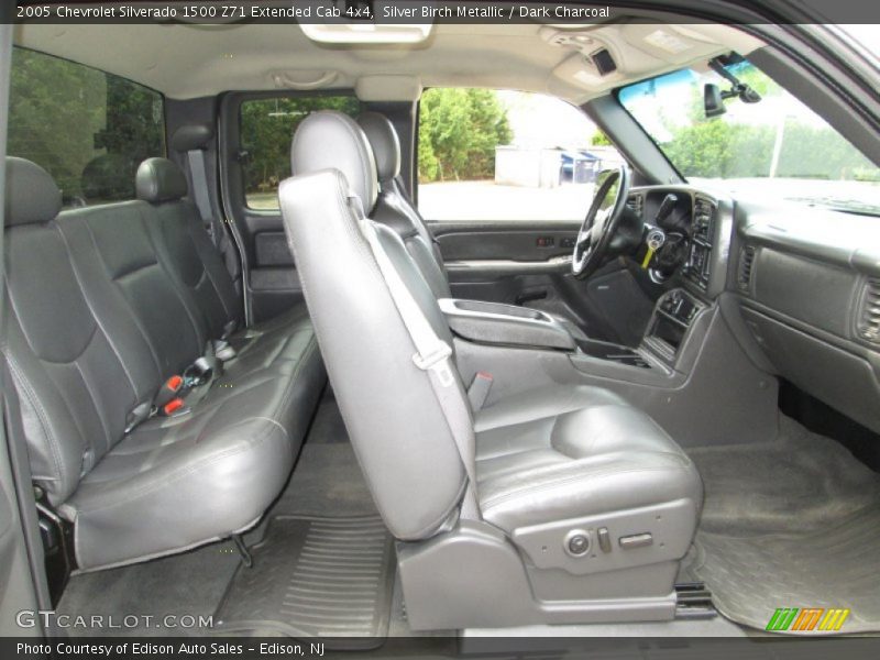 Silver Birch Metallic / Dark Charcoal 2005 Chevrolet Silverado 1500 Z71 Extended Cab 4x4