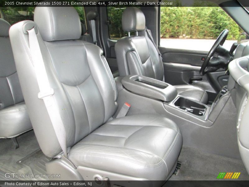 Silver Birch Metallic / Dark Charcoal 2005 Chevrolet Silverado 1500 Z71 Extended Cab 4x4
