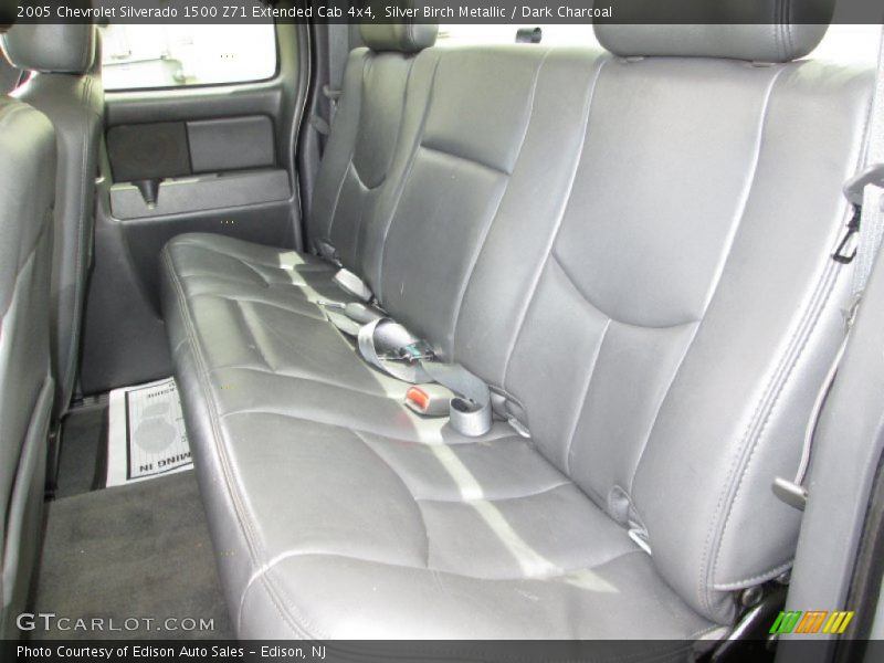 Silver Birch Metallic / Dark Charcoal 2005 Chevrolet Silverado 1500 Z71 Extended Cab 4x4