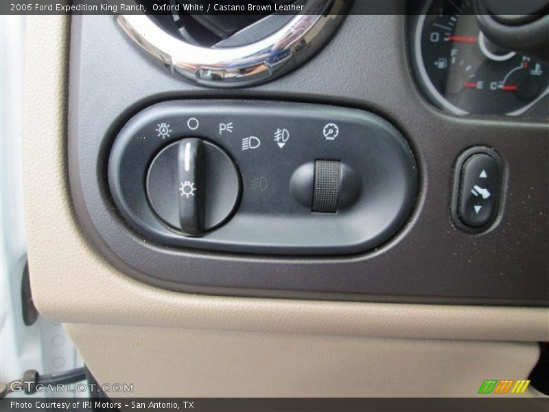 Oxford White / Castano Brown Leather 2006 Ford Expedition King Ranch