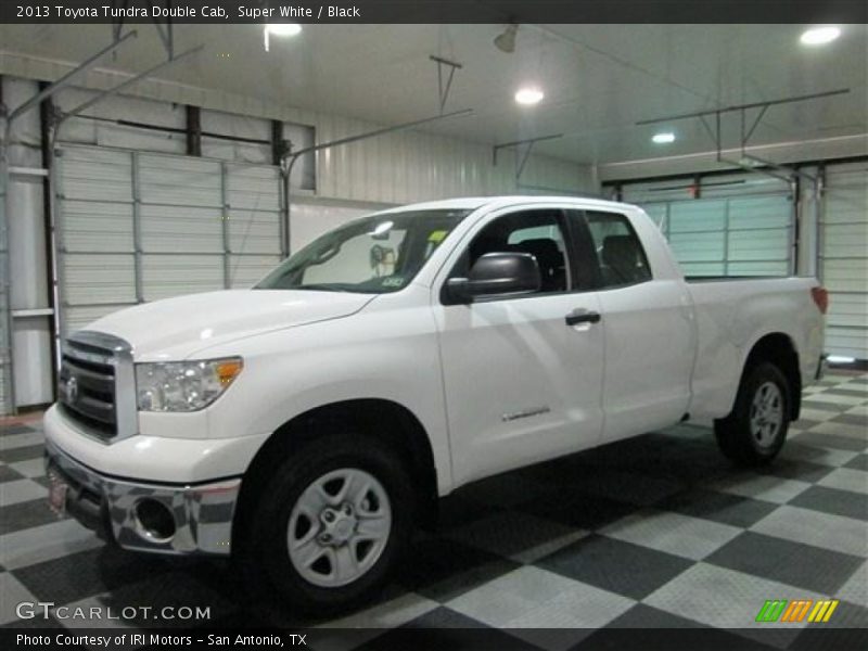 Super White / Black 2013 Toyota Tundra Double Cab