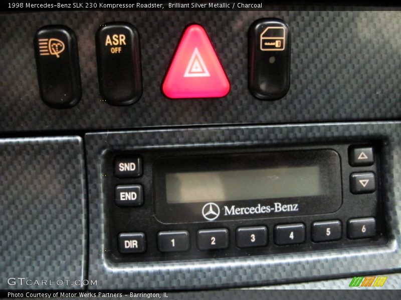 Controls of 1998 SLK 230 Kompressor Roadster