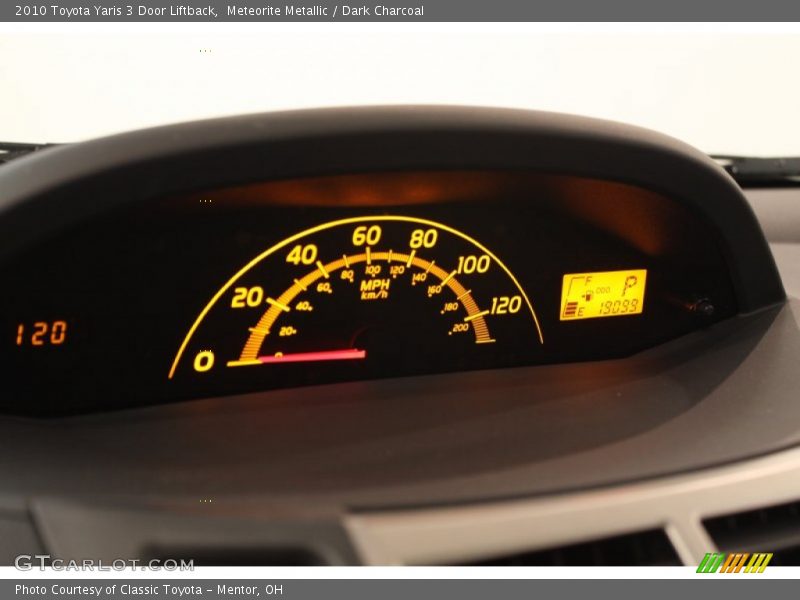 Meteorite Metallic / Dark Charcoal 2010 Toyota Yaris 3 Door Liftback