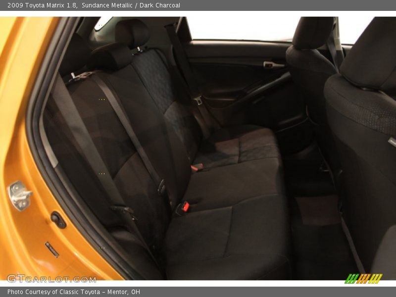 Sundance Metallic / Dark Charcoal 2009 Toyota Matrix 1.8