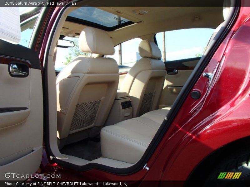 Red Jewel / Tan 2008 Saturn Aura XR
