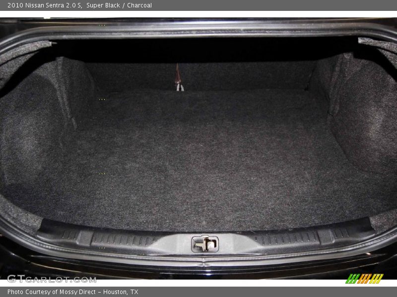 Super Black / Charcoal 2010 Nissan Sentra 2.0 S