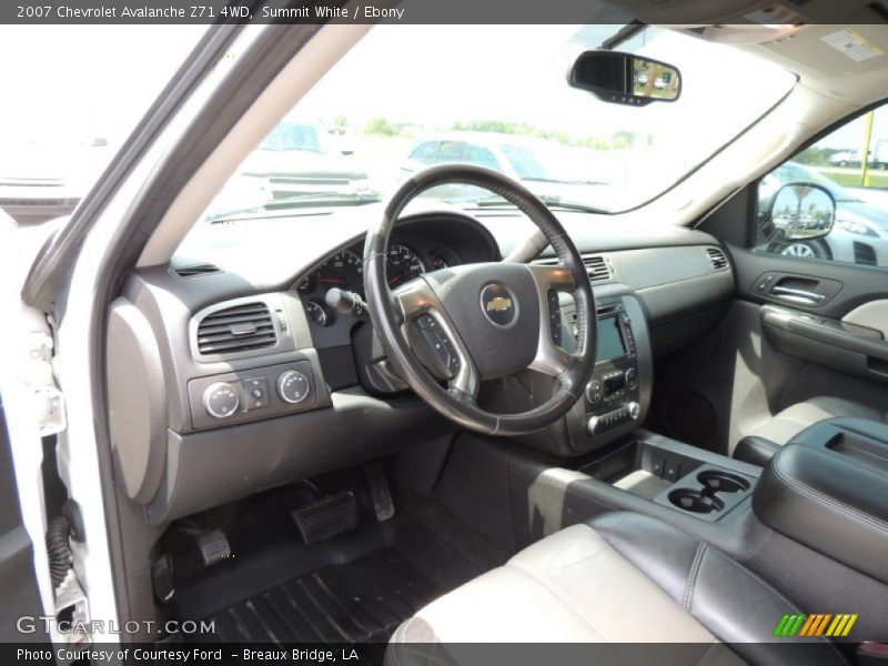 Summit White / Ebony 2007 Chevrolet Avalanche Z71 4WD
