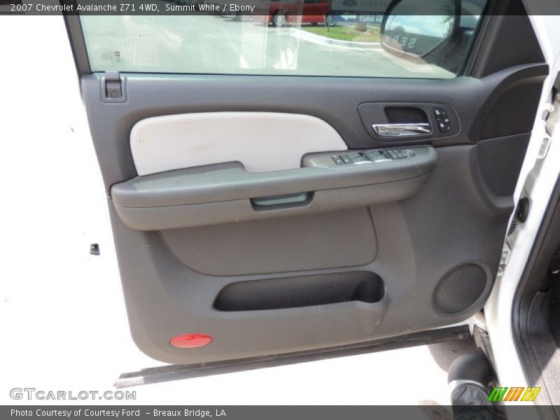 Summit White / Ebony 2007 Chevrolet Avalanche Z71 4WD
