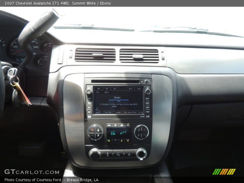 Summit White / Ebony 2007 Chevrolet Avalanche Z71 4WD