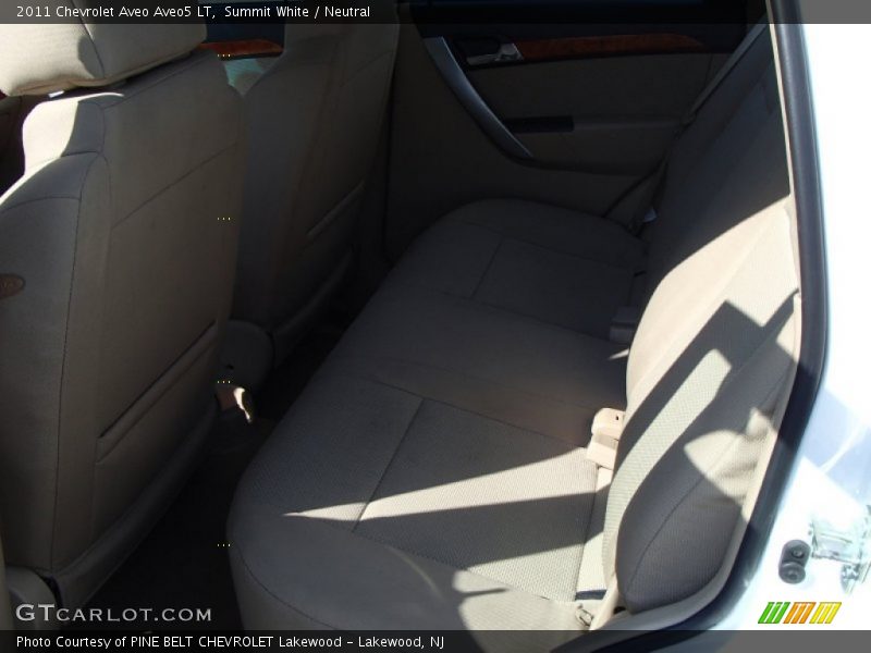 Summit White / Neutral 2011 Chevrolet Aveo Aveo5 LT