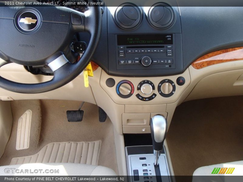 Summit White / Neutral 2011 Chevrolet Aveo Aveo5 LT