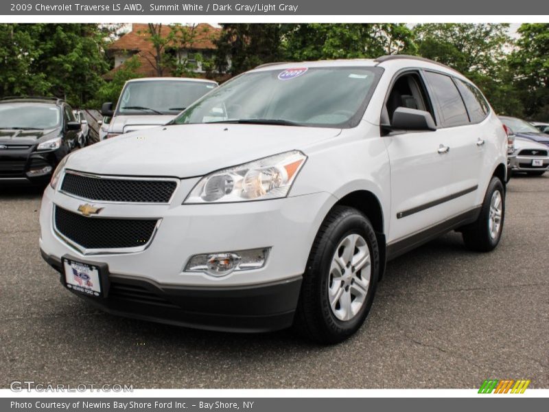 Summit White / Dark Gray/Light Gray 2009 Chevrolet Traverse LS AWD