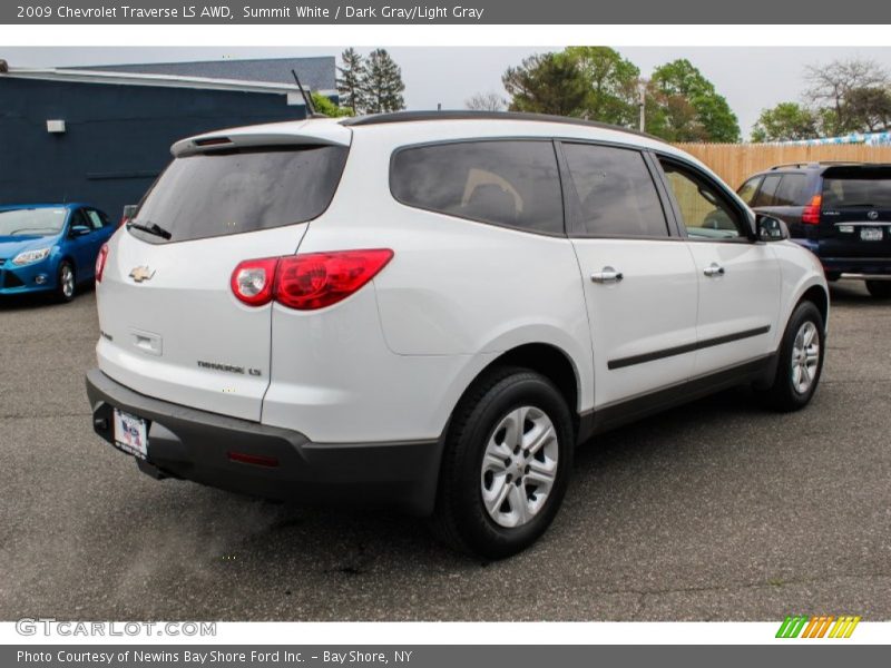 Summit White / Dark Gray/Light Gray 2009 Chevrolet Traverse LS AWD
