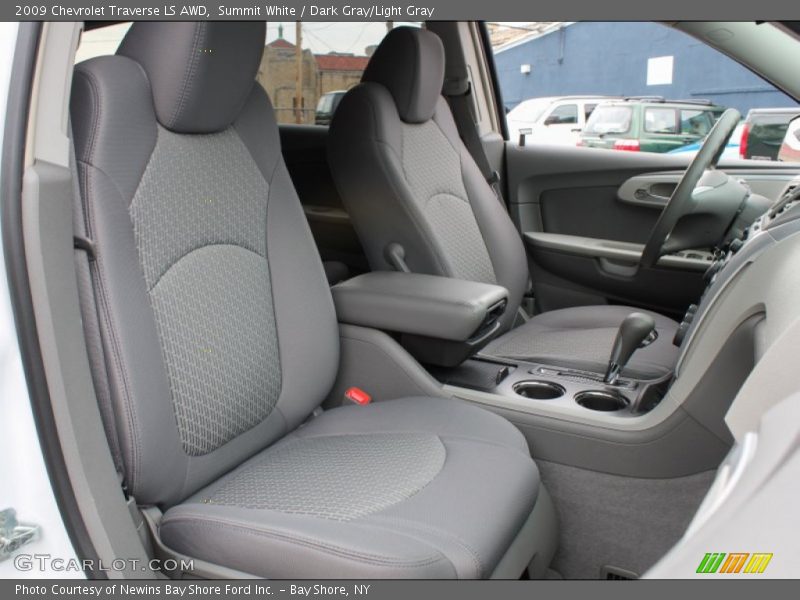 Summit White / Dark Gray/Light Gray 2009 Chevrolet Traverse LS AWD