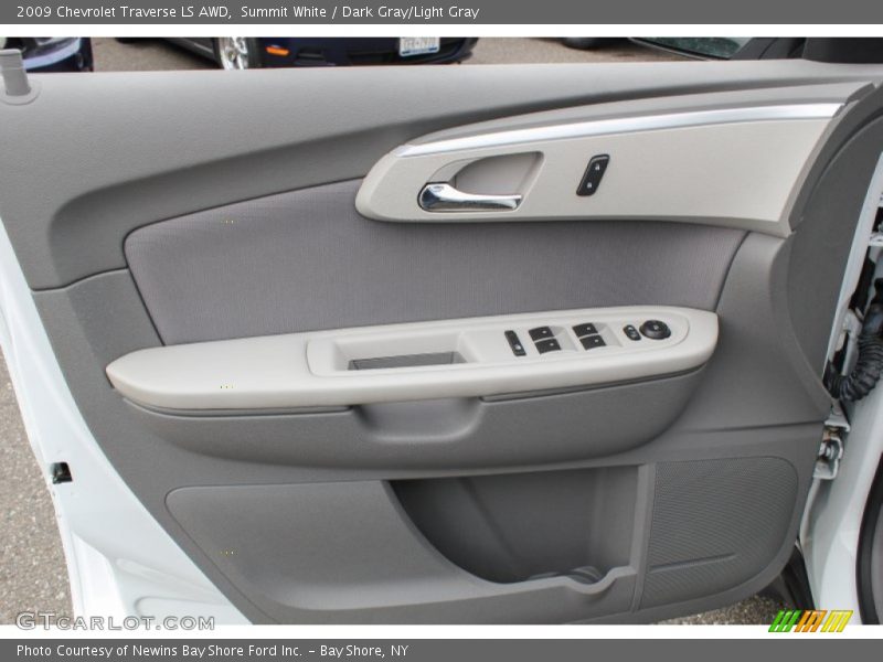 Summit White / Dark Gray/Light Gray 2009 Chevrolet Traverse LS AWD