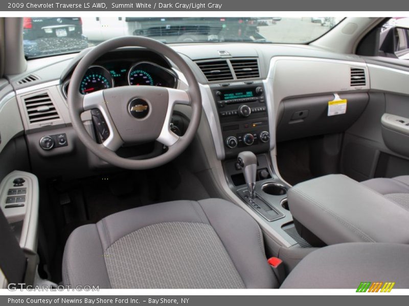Summit White / Dark Gray/Light Gray 2009 Chevrolet Traverse LS AWD