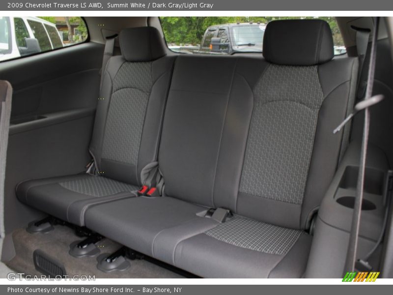 Summit White / Dark Gray/Light Gray 2009 Chevrolet Traverse LS AWD