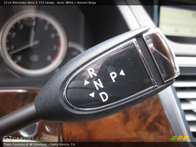 Arctic White / Almond Beige 2010 Mercedes-Benz E 350 Sedan