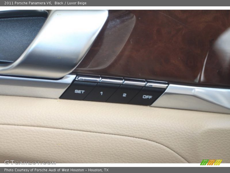 Black / Luxor Beige 2011 Porsche Panamera V6