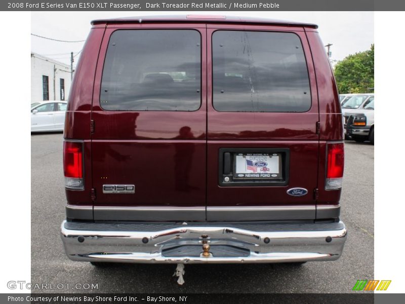Dark Toreador Red Metallic / Medium Pebble 2008 Ford E Series Van E150 XLT Passenger