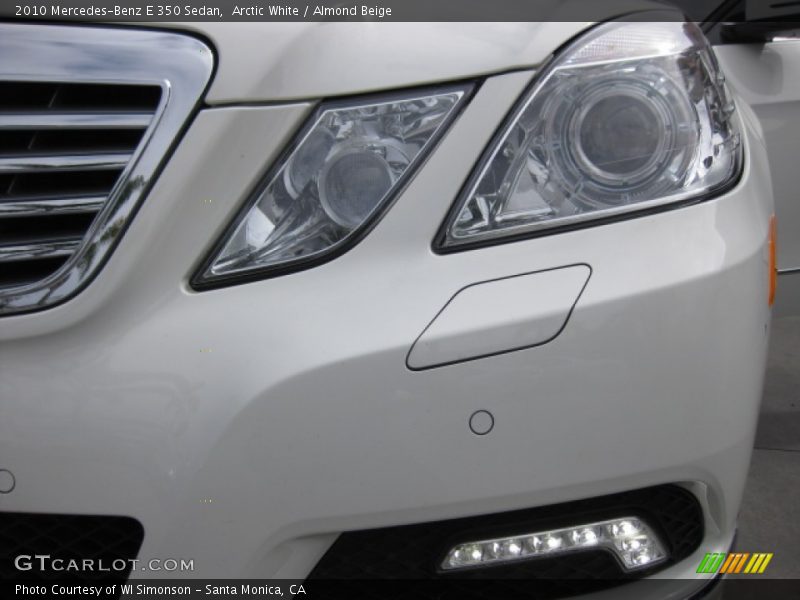 Arctic White / Almond Beige 2010 Mercedes-Benz E 350 Sedan