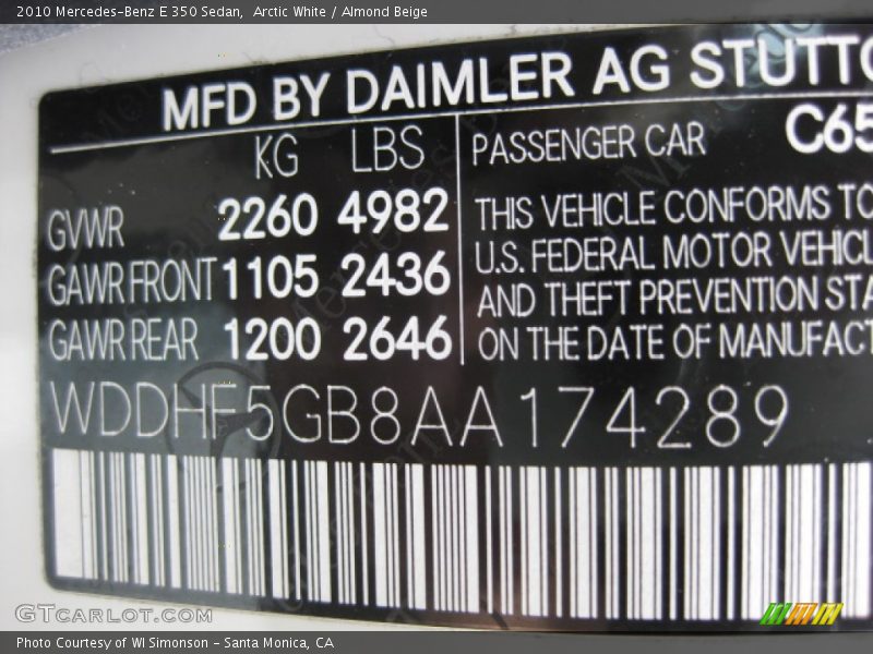 Arctic White / Almond Beige 2010 Mercedes-Benz E 350 Sedan